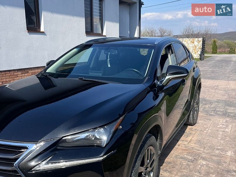Внедорожник / Кроссовер Lexus NX 2015 в Виноградове