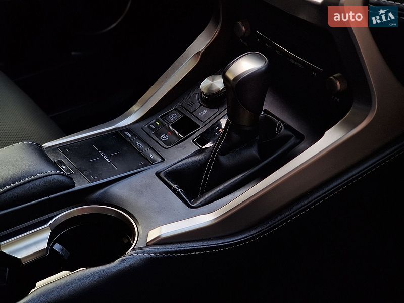 Позашляховик / Кросовер Lexus NX 2020 в Одесі