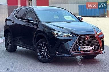 Внедорожник / Кроссовер Lexus NX 2022 в Киеве