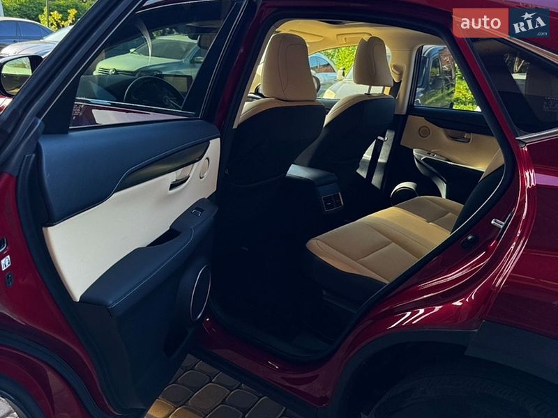 Позашляховик / Кросовер Lexus NX 2020 в Вінниці