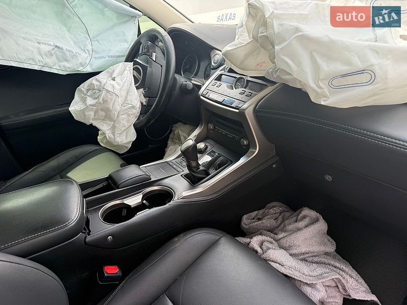 Позашляховик / Кросовер Lexus NX 2019 в Києві