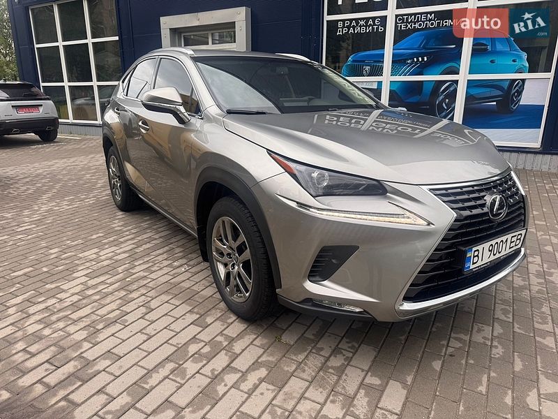 Lexus NX 2019