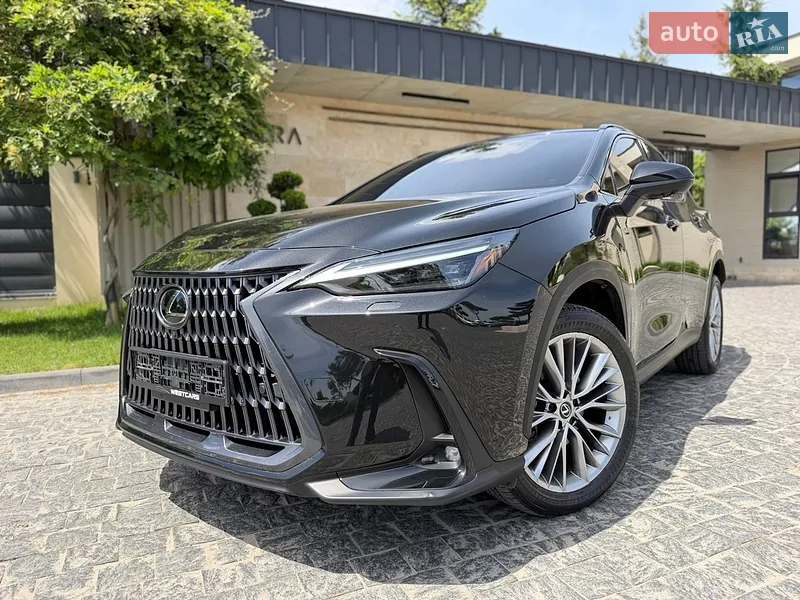 Lexus NX 2023