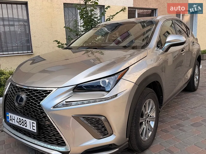 Lexus NX