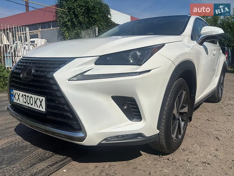 Lexus NX