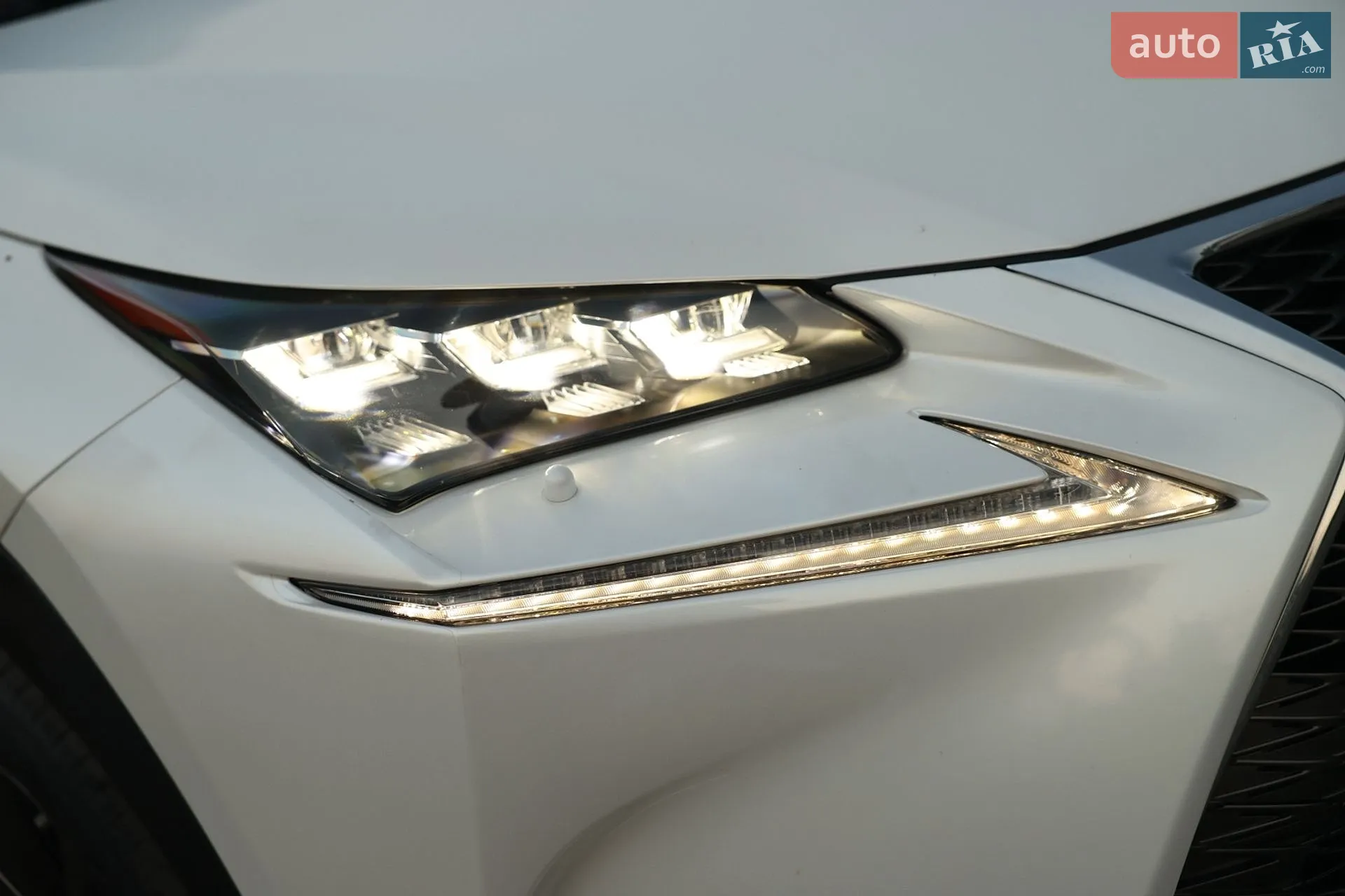 2016 Lexus NX - мініатюра 4