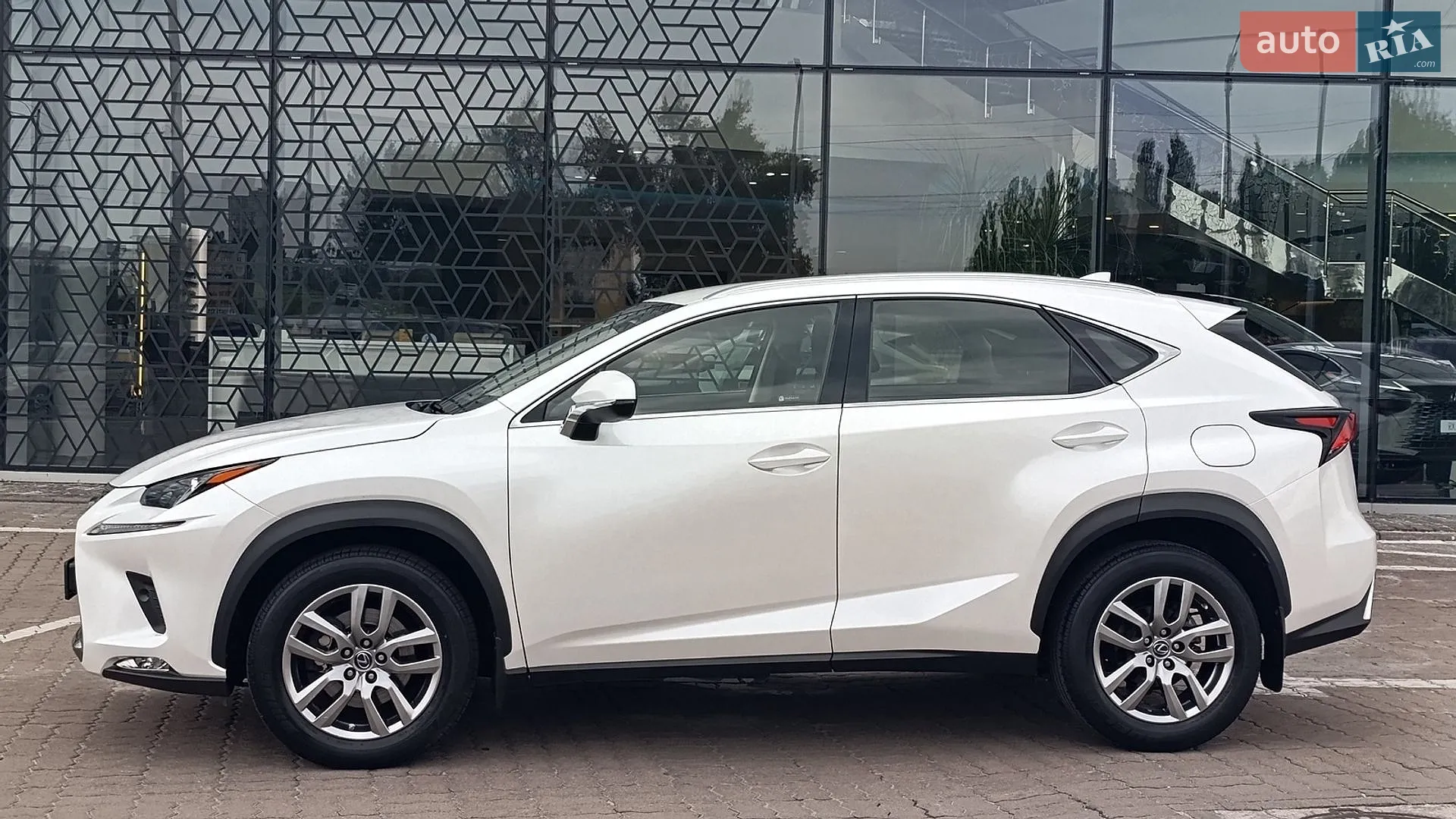 2019 Lexus NX - мініатюра 3