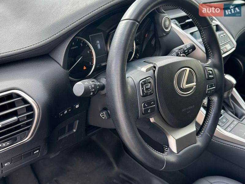 Внедорожник / Кроссовер Lexus NX 2020 в Первомайске