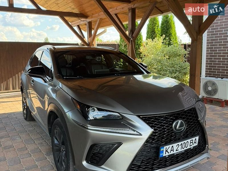 Lexus NX 2019