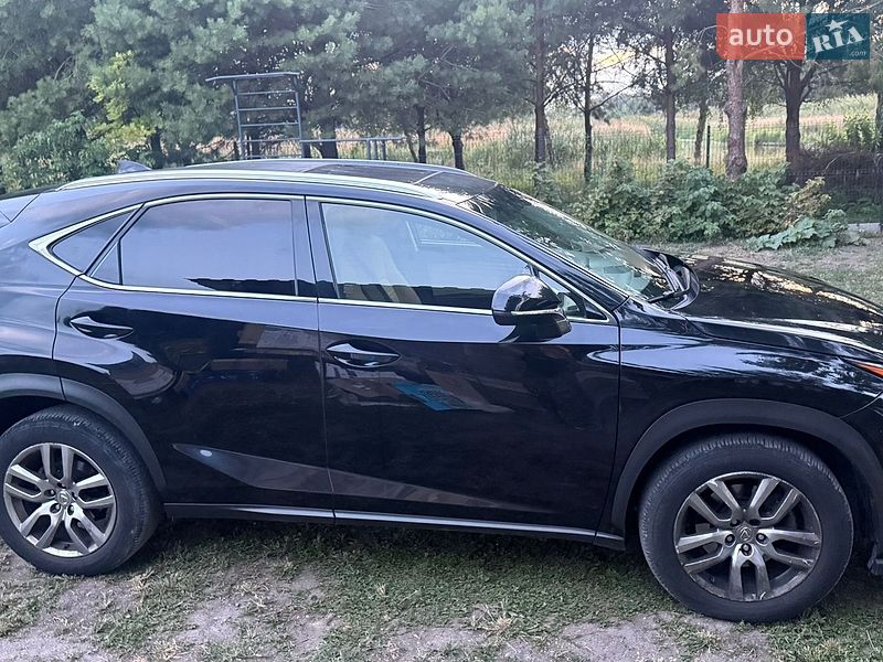 Внедорожник / Кроссовер Lexus NX 2015 в Луцке