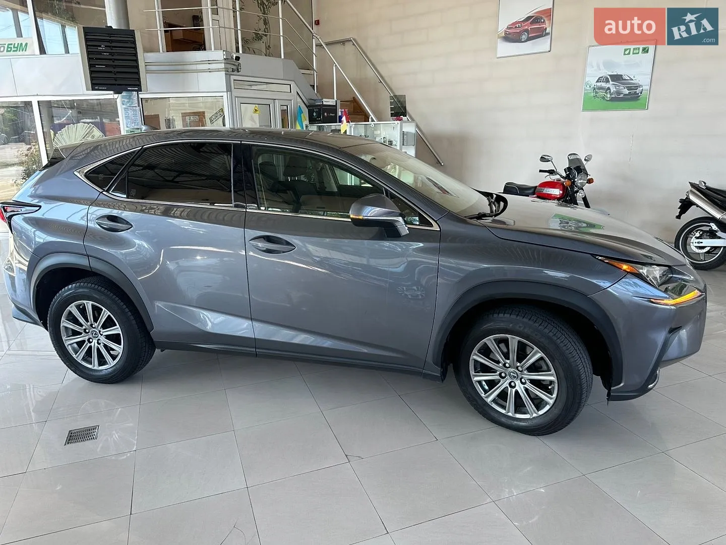 2019 Lexus NX - мініатюра 2