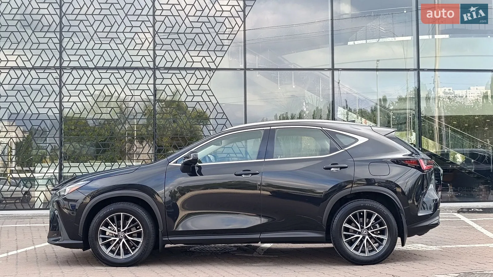 2022 Lexus NX - мініатюра 3