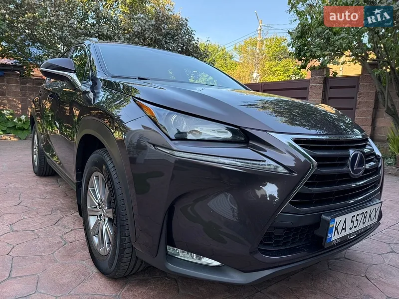 Lexus NX 2015