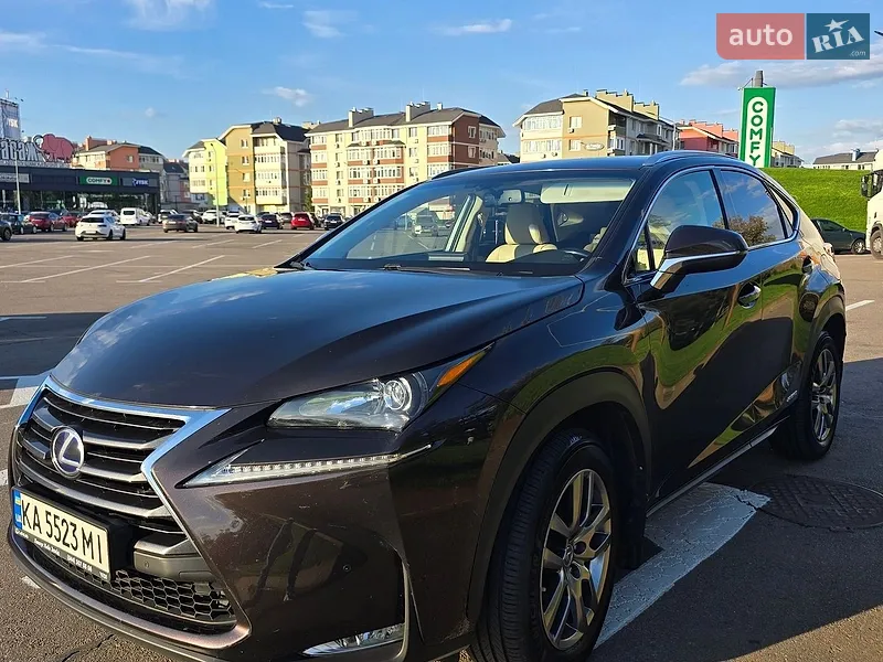 Lexus NX 2015