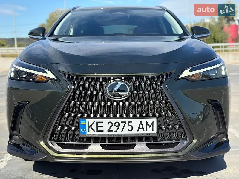 Lexus NX