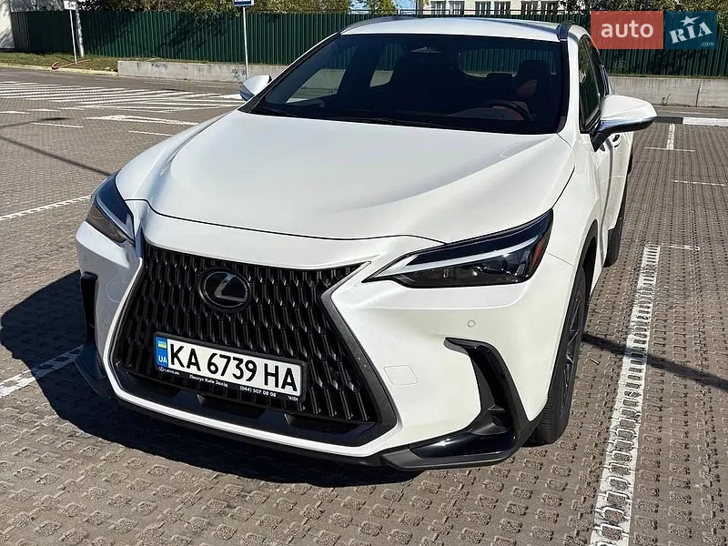 Lexus NX