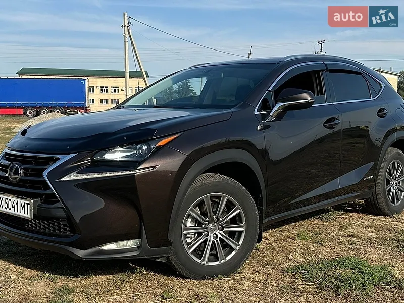 Lexus NX 2015