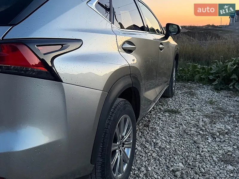 Lexus NX 2019