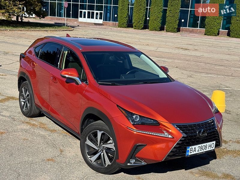 Внедорожник / Кроссовер Lexus NX 2020 в Кропивницком