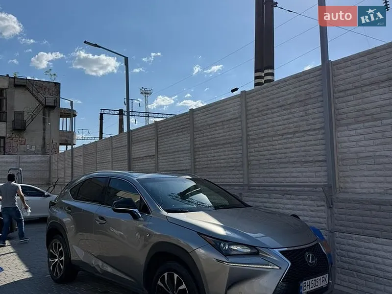 Lexus NX