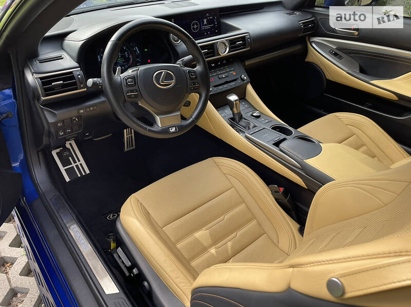 Купе Lexus RC 2018 в Буче