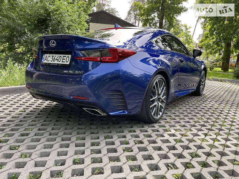 Купе Lexus RC 2018 в Буче