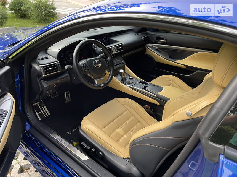 Купе Lexus RC 2018 в Буче