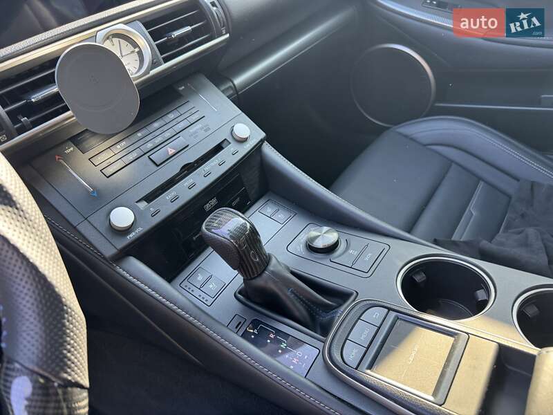 Купе Lexus RC 2017 в Хусте