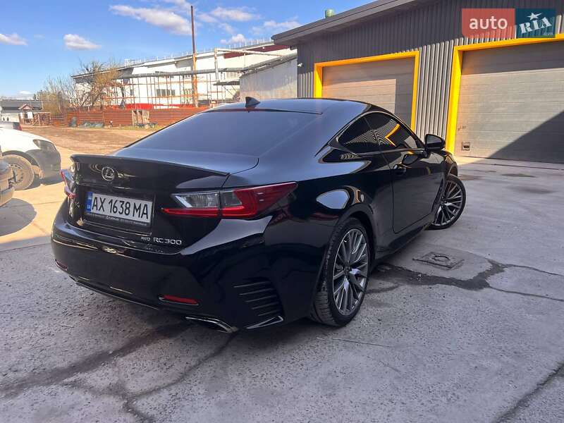 Купе Lexus RC 2015 в 