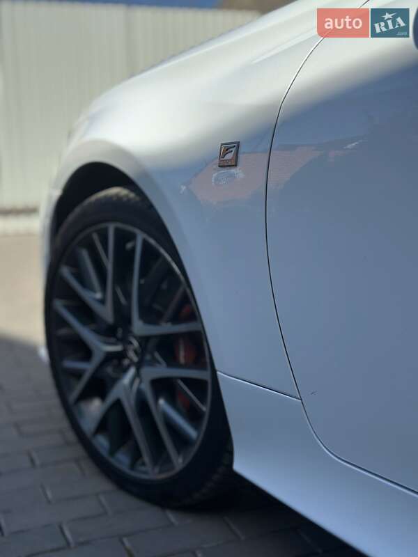 Купе Lexus RC 2014 в Рокитному