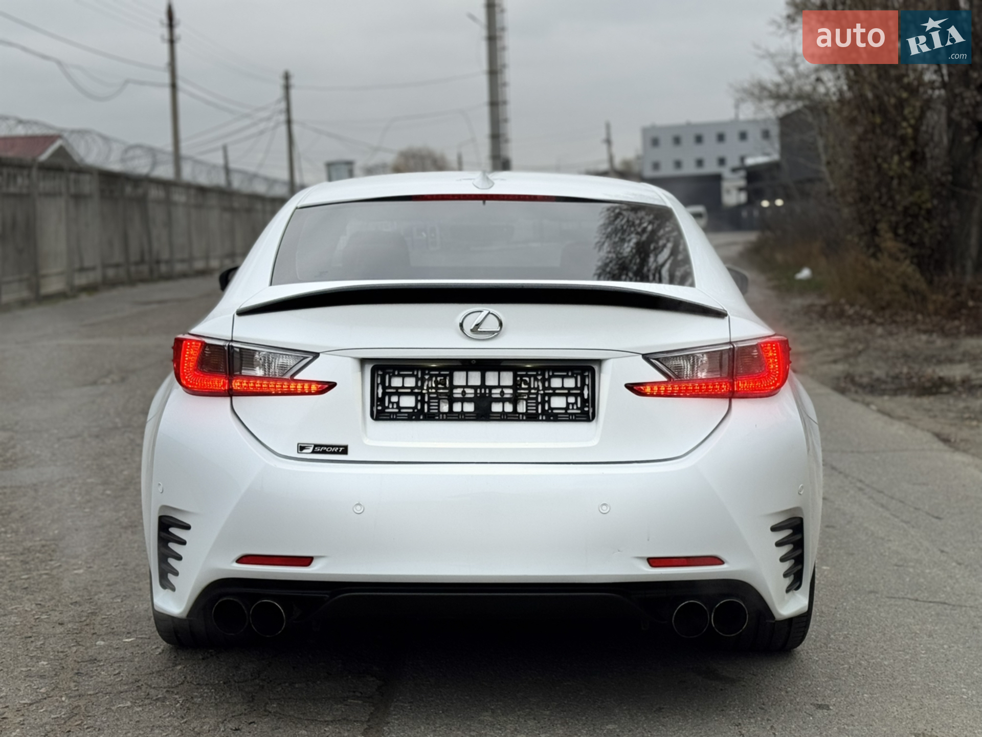 2017 Lexus RC - мініатюра 4