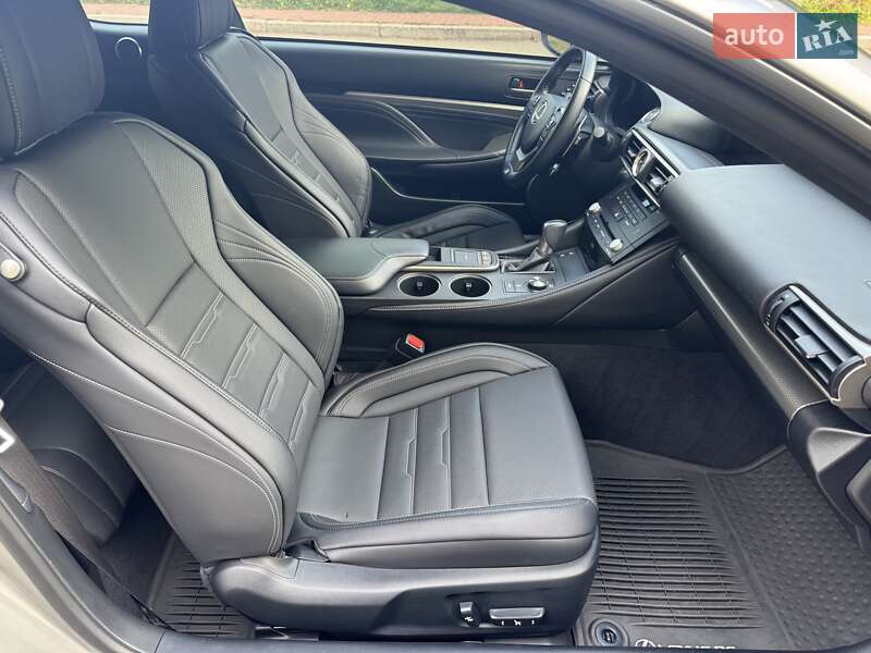 Купе Lexus RC 2017 в Умани