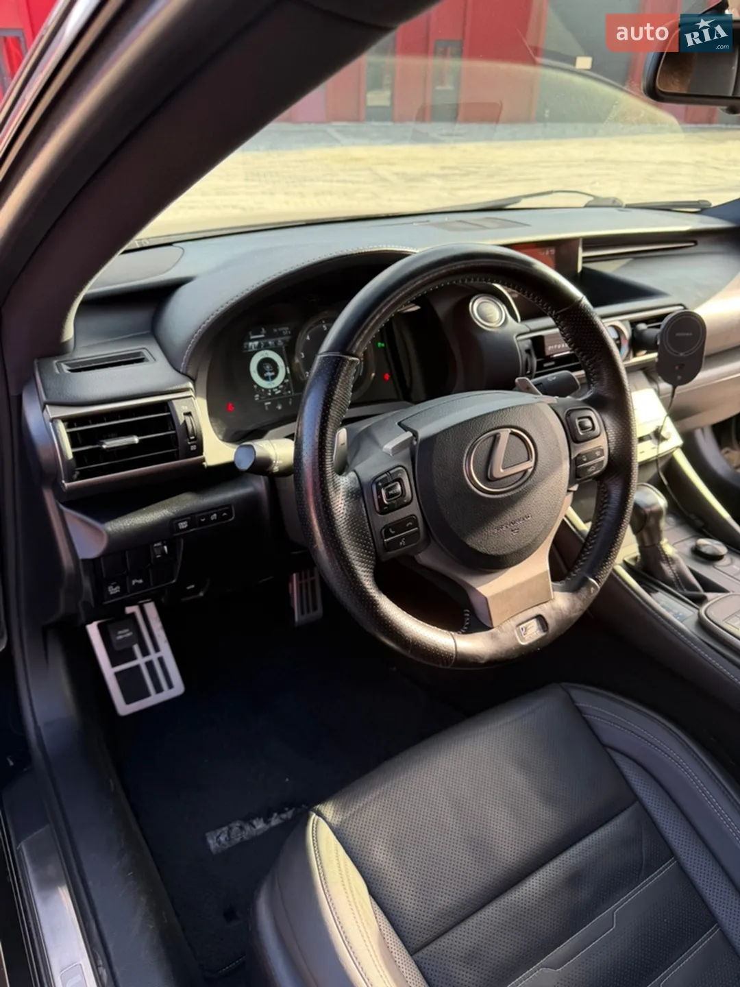 2016 Lexus RC - мініатюра 18
