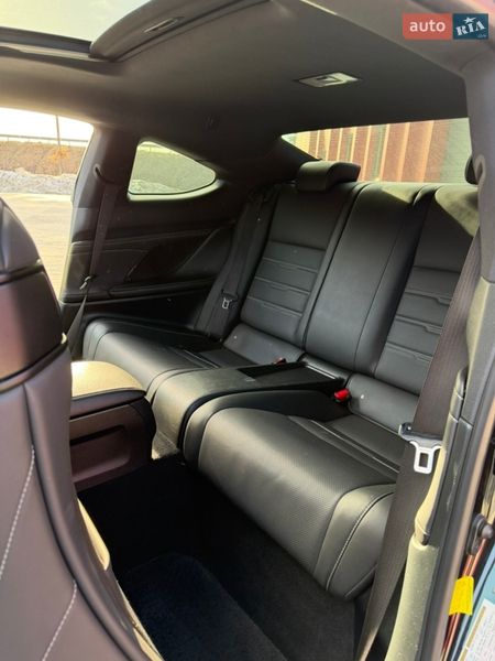 Купе Lexus RC 2016 в Львові