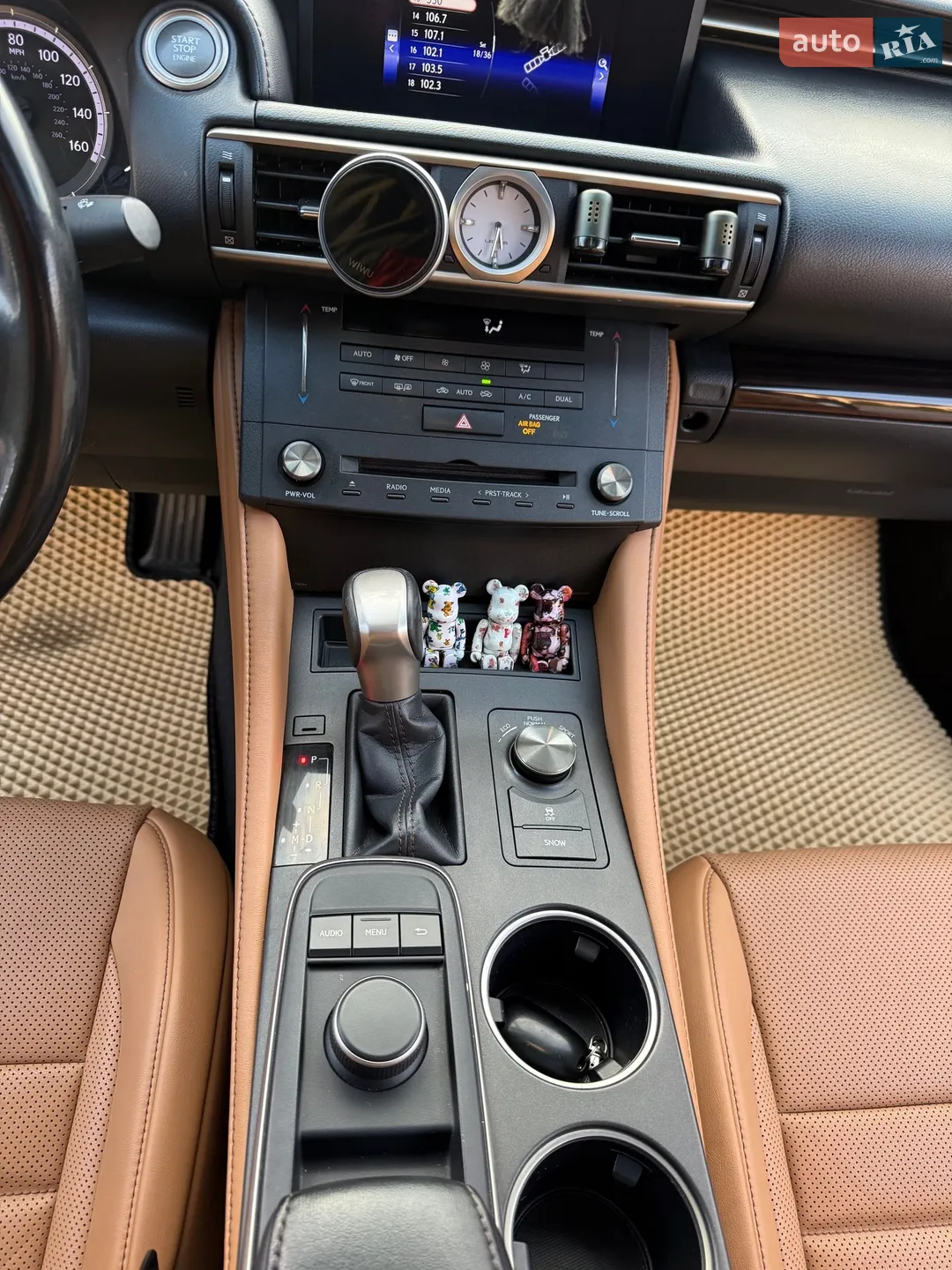 2015 Lexus RC - мініатюра 25