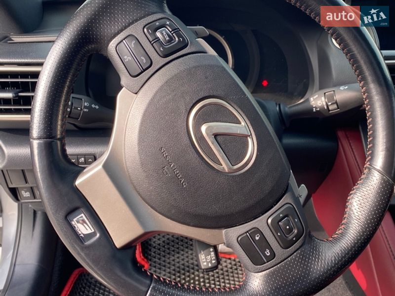 Купе Lexus RC 2016 в Киеве