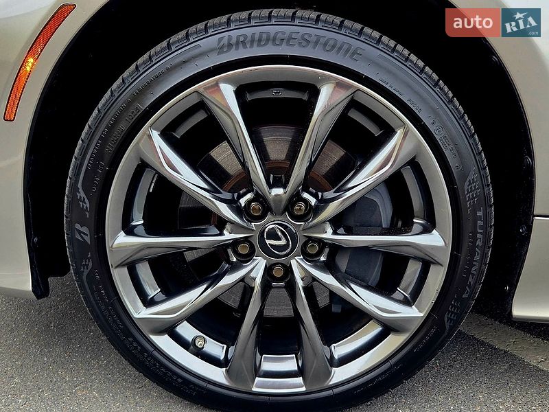Купе Lexus RC 2022 в Києві