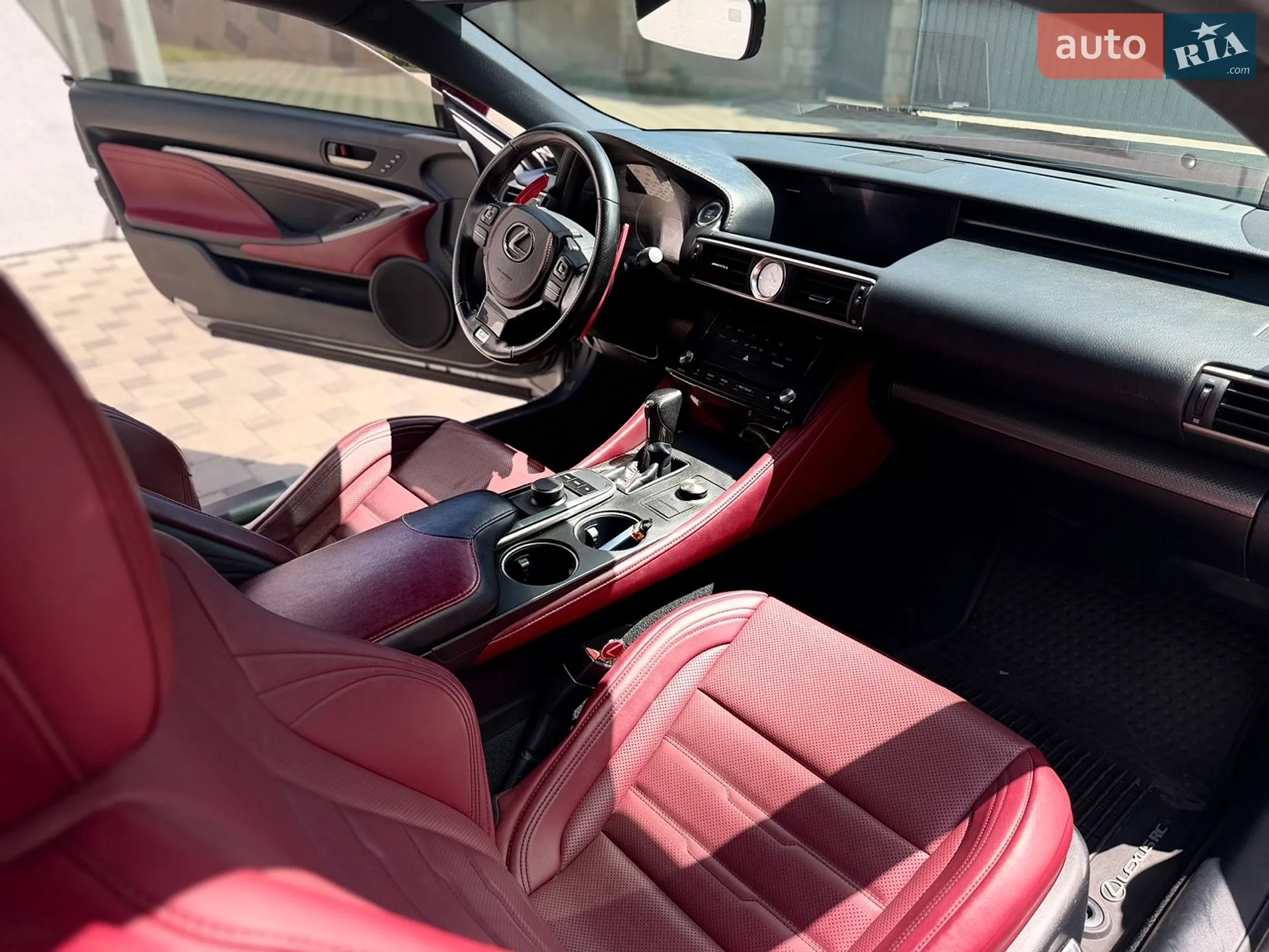 2017 Lexus RC - мініатюра 12