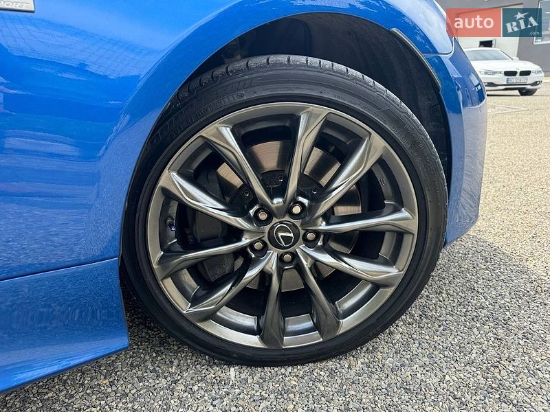 Купе Lexus RC 2018 в Тернополе
