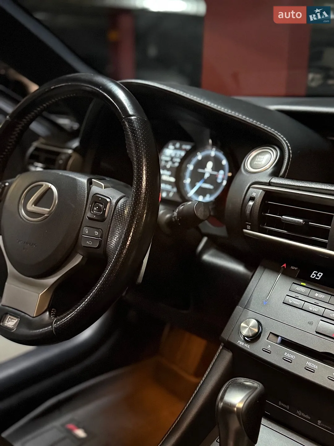 2017 Lexus RC - мініатюра 13