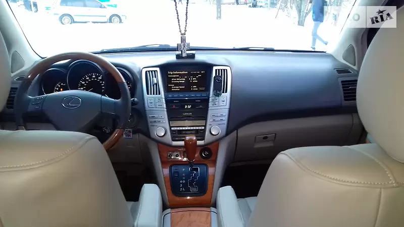 lexus_rx-330__206553412fx.webp