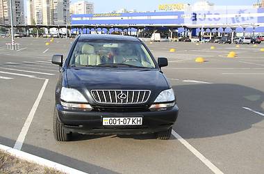 Внедорожник / Кроссовер Lexus RX 2001 в Киеве