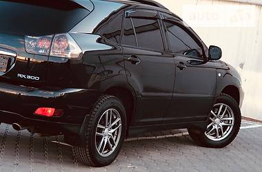 Внедорожник / Кроссовер Lexus RX 2004 в Одессе