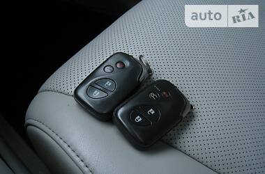 Позашляховик / Кросовер Lexus RX 2011 в 