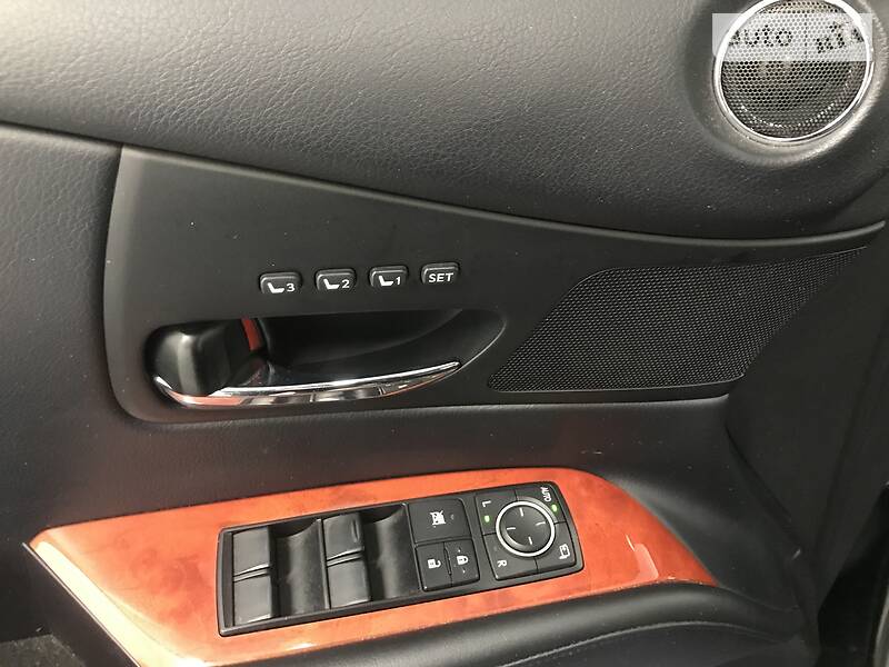 Позашляховик / Кросовер Lexus RX 2010 в Києві