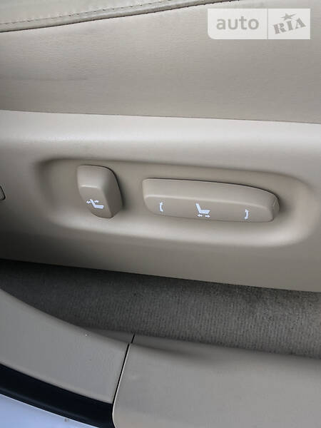 Позашляховик / Кросовер Lexus RX 2010 в Житомирі