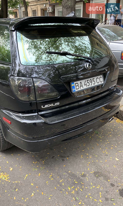 Внедорожник / Кроссовер Lexus RX 1999 в Одессе