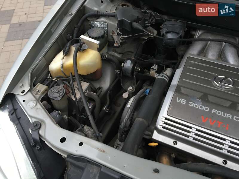 Позашляховик / Кросовер Lexus RX 2003 в Вінниці