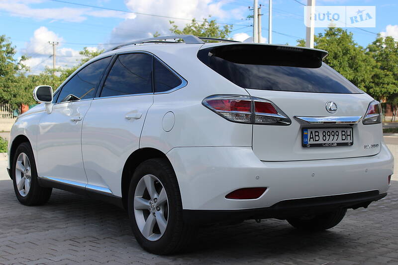 Седан Lexus RX 2015 в Виннице
