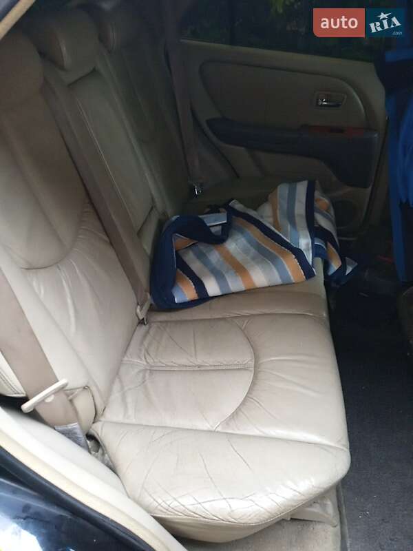 Внедорожник / Кроссовер Lexus RX 2002 в Христиновке фото 7 Внедорожник / Кроссовер Lexus RX 2002 в Христиновке